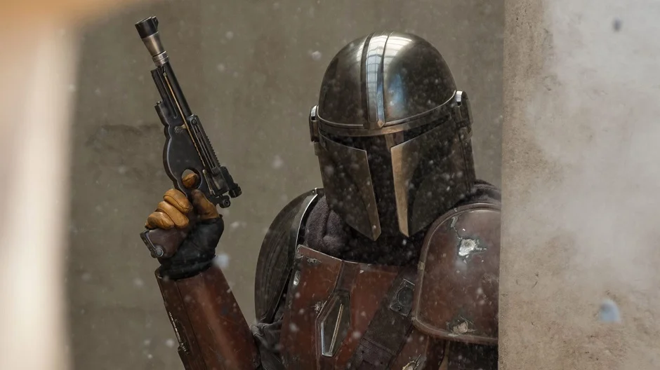 Disney's THE MANDALORIAN Reveals First Footage!