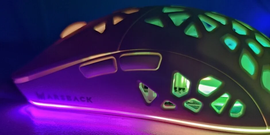 Marsback Zephyr Pro Mouse Review: Top To The Bottom Just Cool