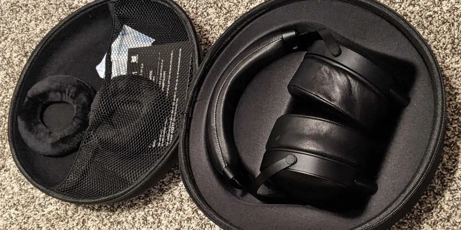 Monolith M1570 Headphones Review: Music-Focused Quality