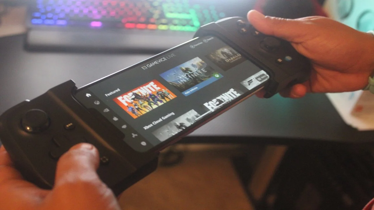 Gamevice Flex Review: Convenience And Quality All-In-One Package