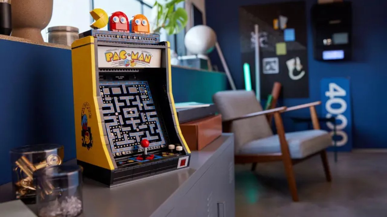 LEGO Announced The Release Of A PAC-MAN Themed Arcade Build