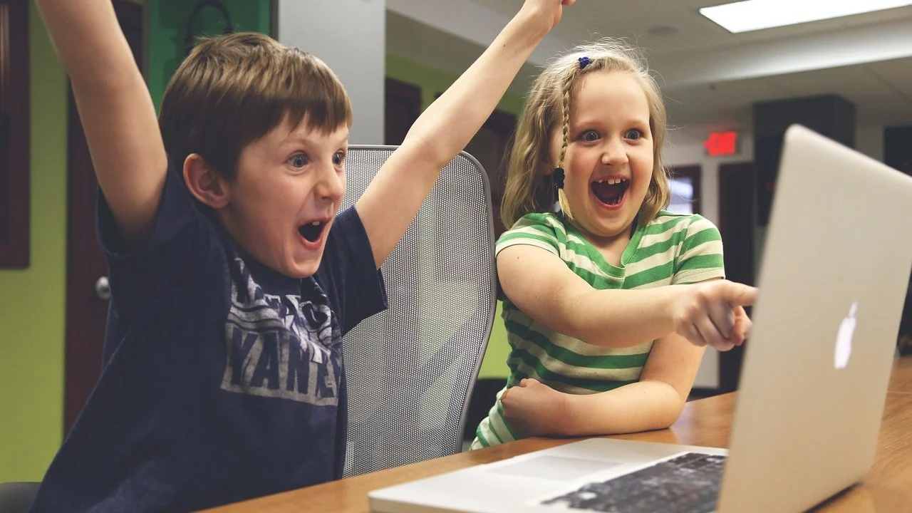 Different Ways Video Games Can Improve Learning Outcomes For Students