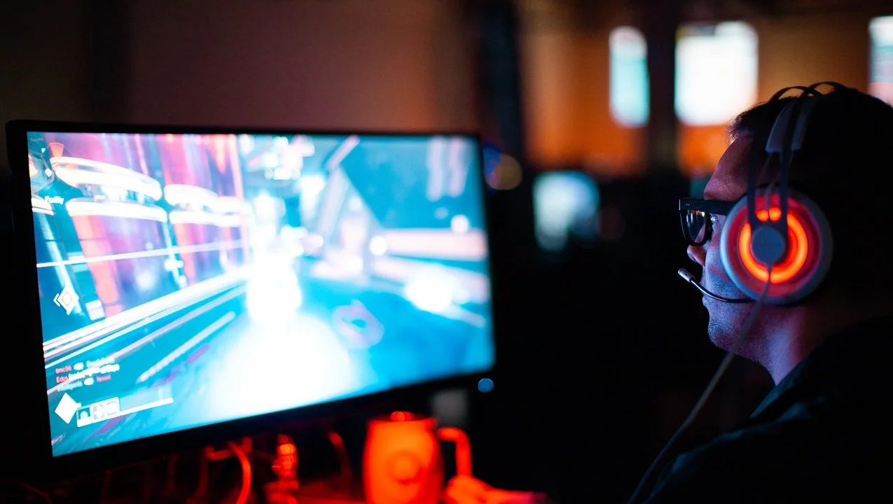 Gaming Culture on Campus: The Rise of Esports and Gaming Communities