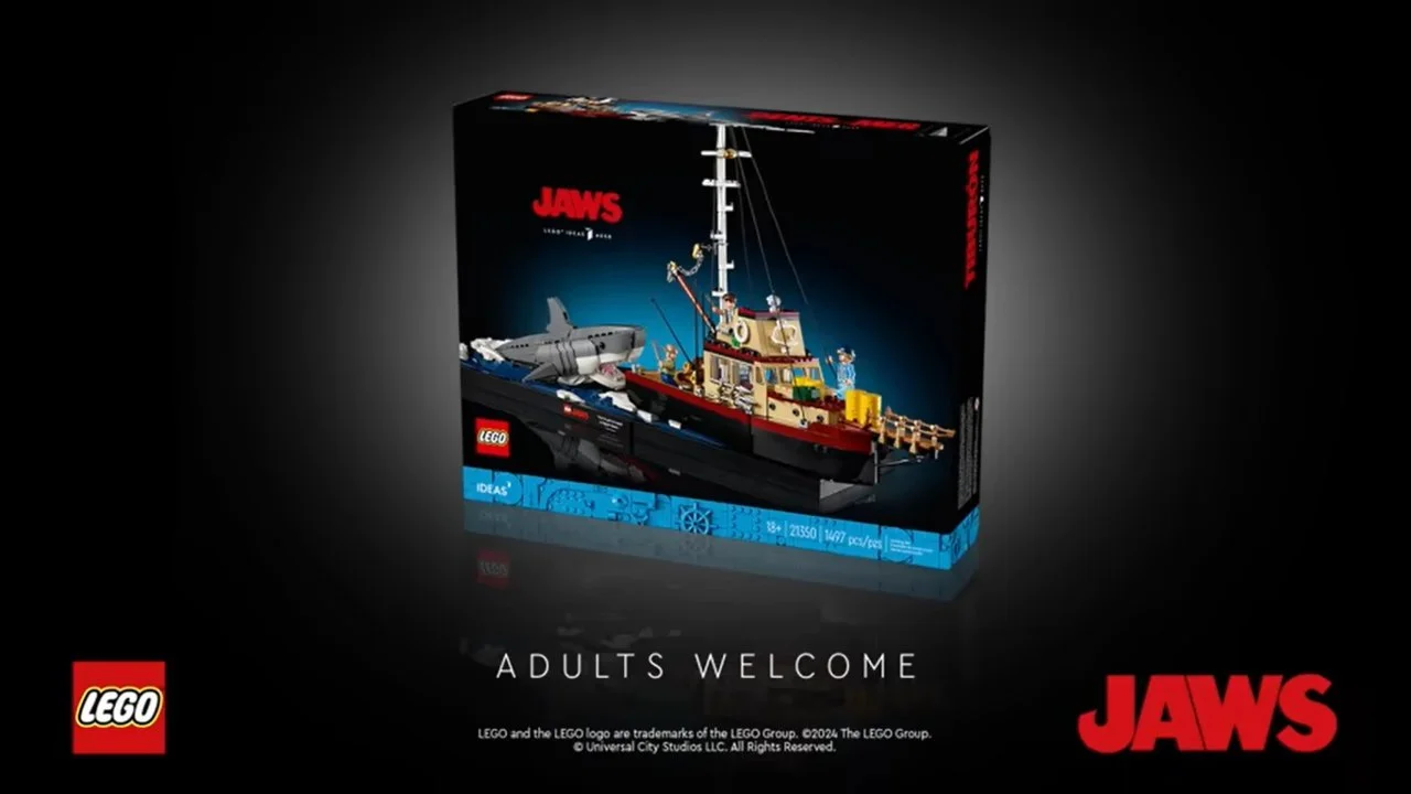 Sink Your Teeth Into The New LEGO Ideas JAWS Set!