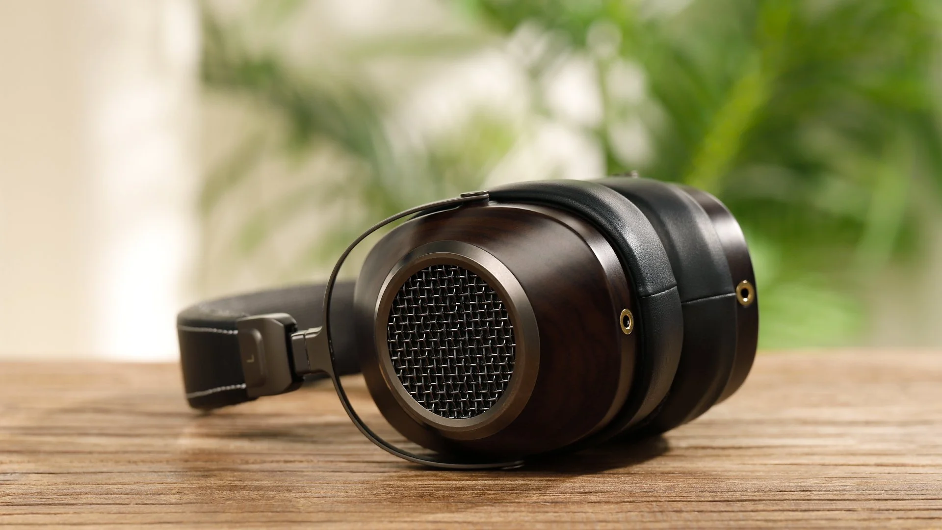 SIVGA ANSER Headphones Review: Extreme Quality Cans
