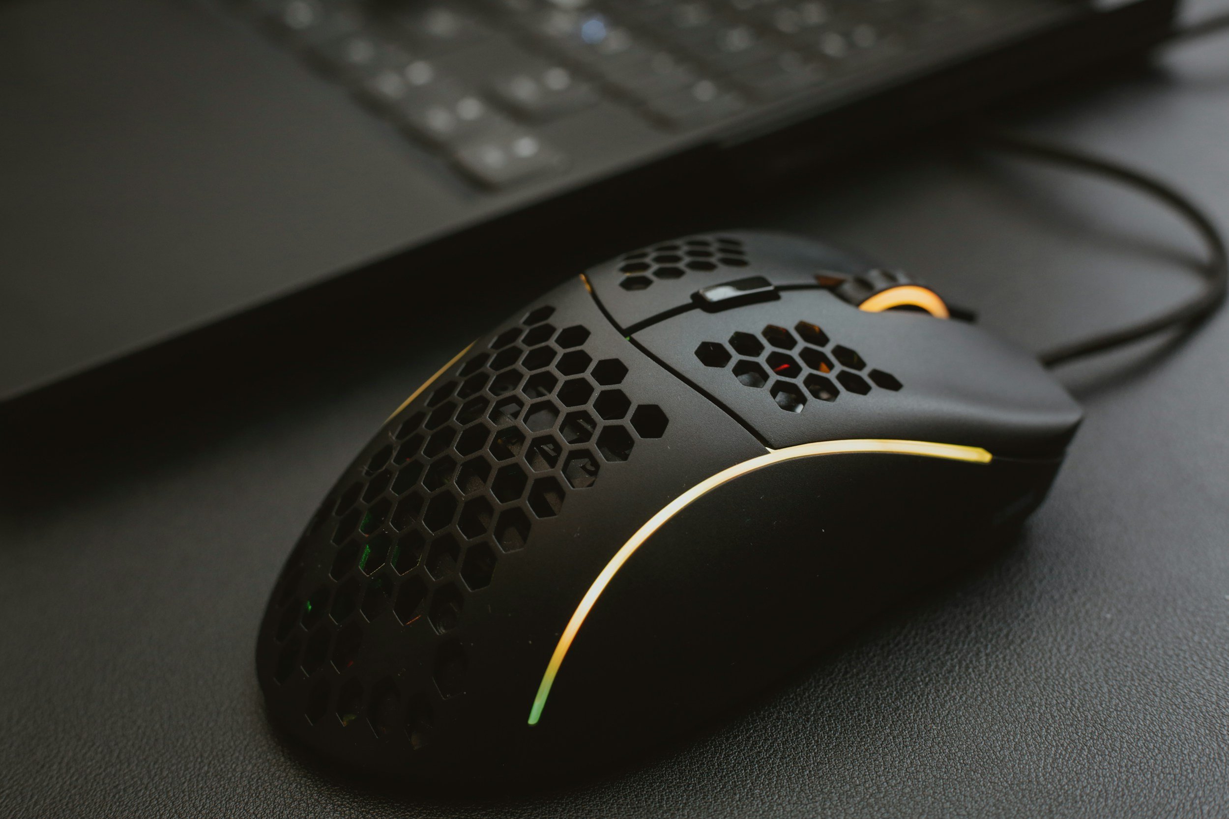 7 Crazy Gaming Mice That Actually Exist