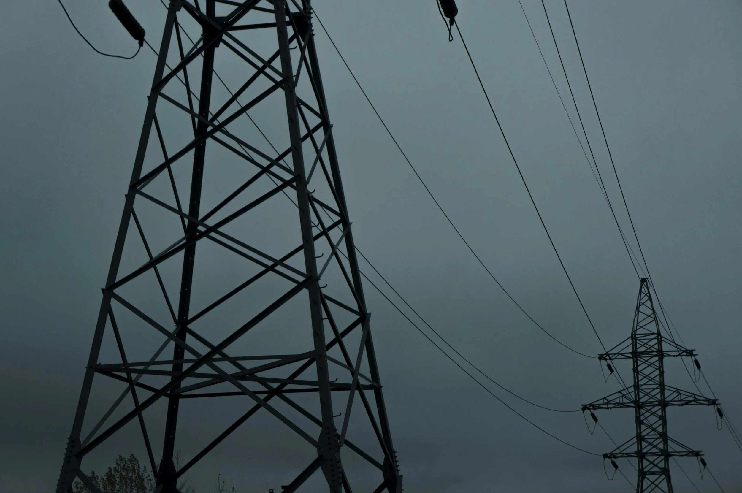 How to Protect Your Gaming PC from Power Surges and Brownouts