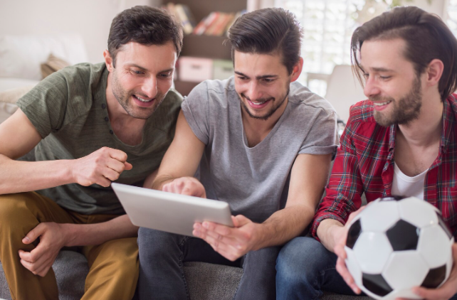Review of Popular Platforms for Sports Fans