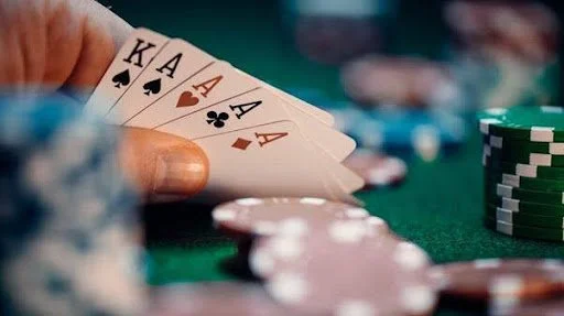 The Psychology of Aggression in Texas Holdem: When to Push, When to Fold