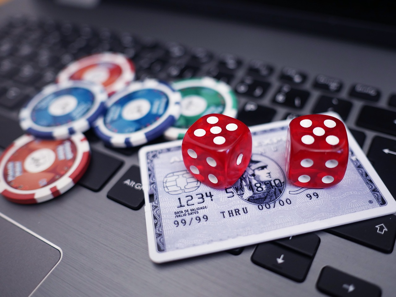Min-Maxing Your Bankroll: A Gamer’s Guide to Casino Bonuses