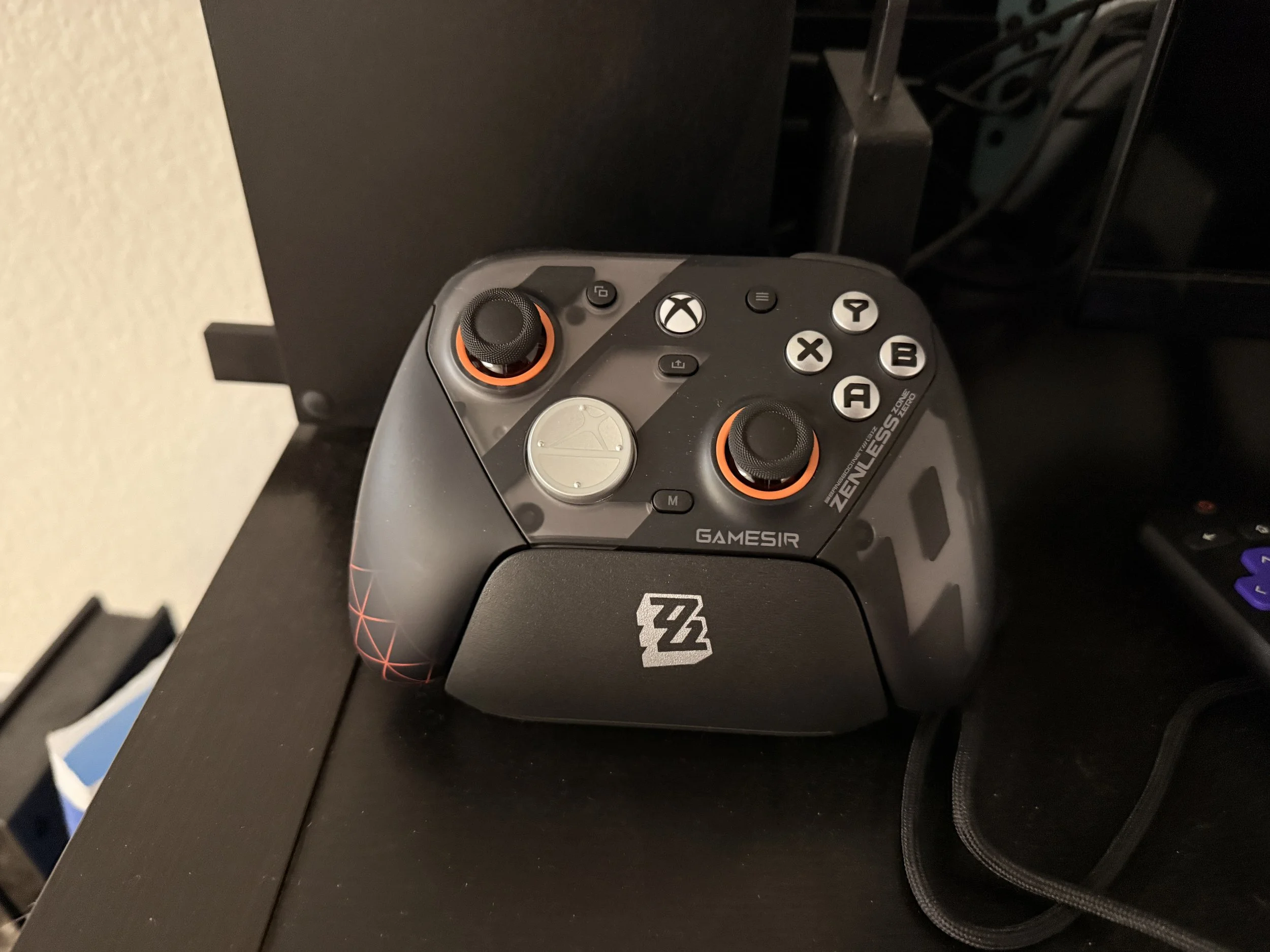Zenless Zone Zero Gamesir G7 Pro Controller Review: Sleek and Professional