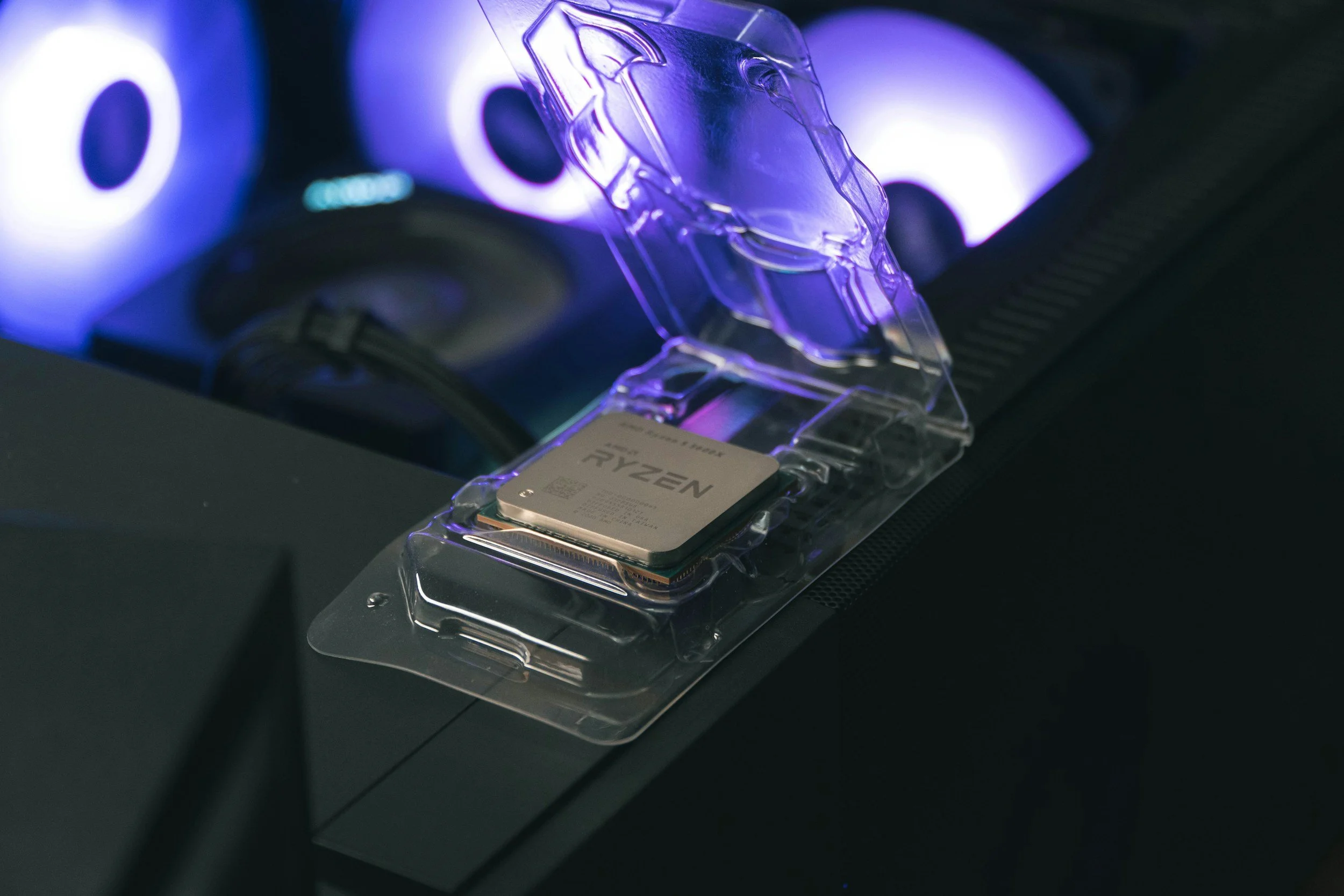 Tech Review Roundup: Dangbei DBOX02 Pro Laser Projector, PNY RTX 5070, Acer X34 X0 and More