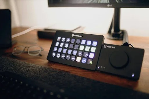 Stream Deck Neo: The Shortcuts Streamers Actually Use Every Day