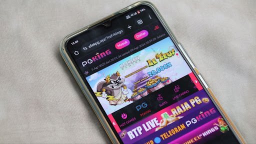 Why the Favorite Mobile Titles of Polish Gamers Mirror Casino Games