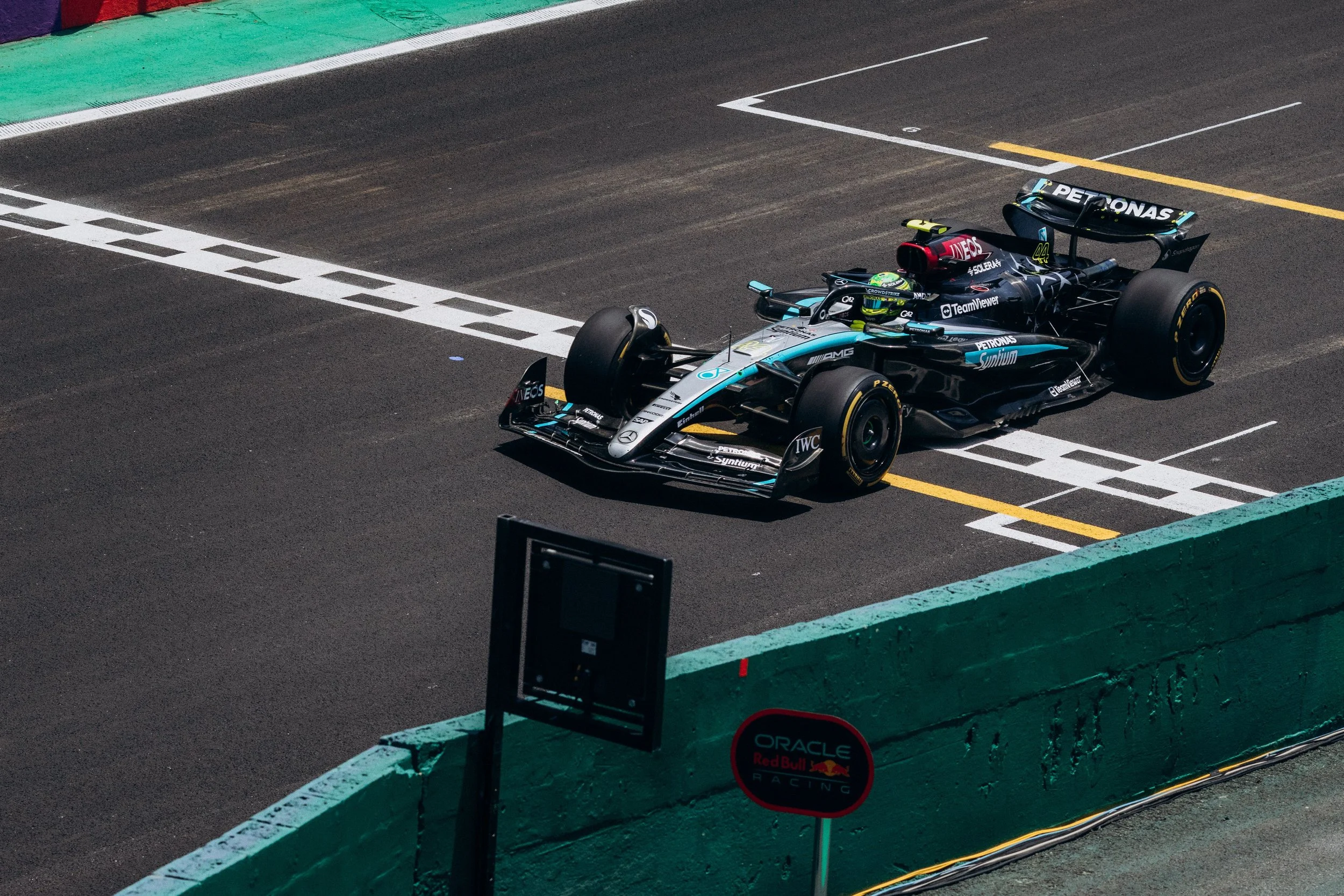 Why Casino Online Shikaka Should Treat Formula 1 Fans as Entertainment Fans