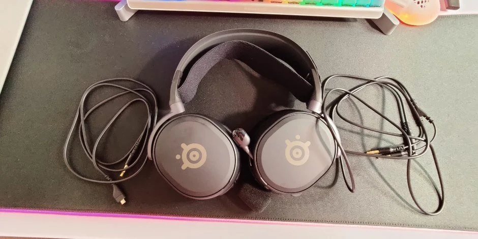 ヘッドホン steelseries arctis prime Amazon.com: SteelSeries Arctis Prime - Competitive Gaming