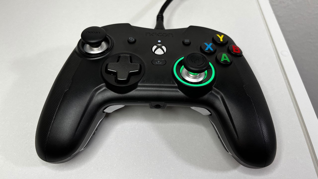 USB-C Cable for REV X Pro Controller - Nacon