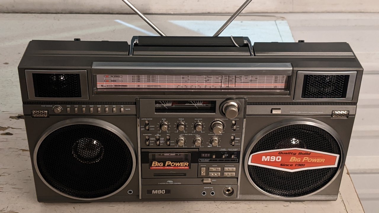 SOMETHING COOL New Wave's M90 MINI And MICRO Boombox Speakers — GameTyrant