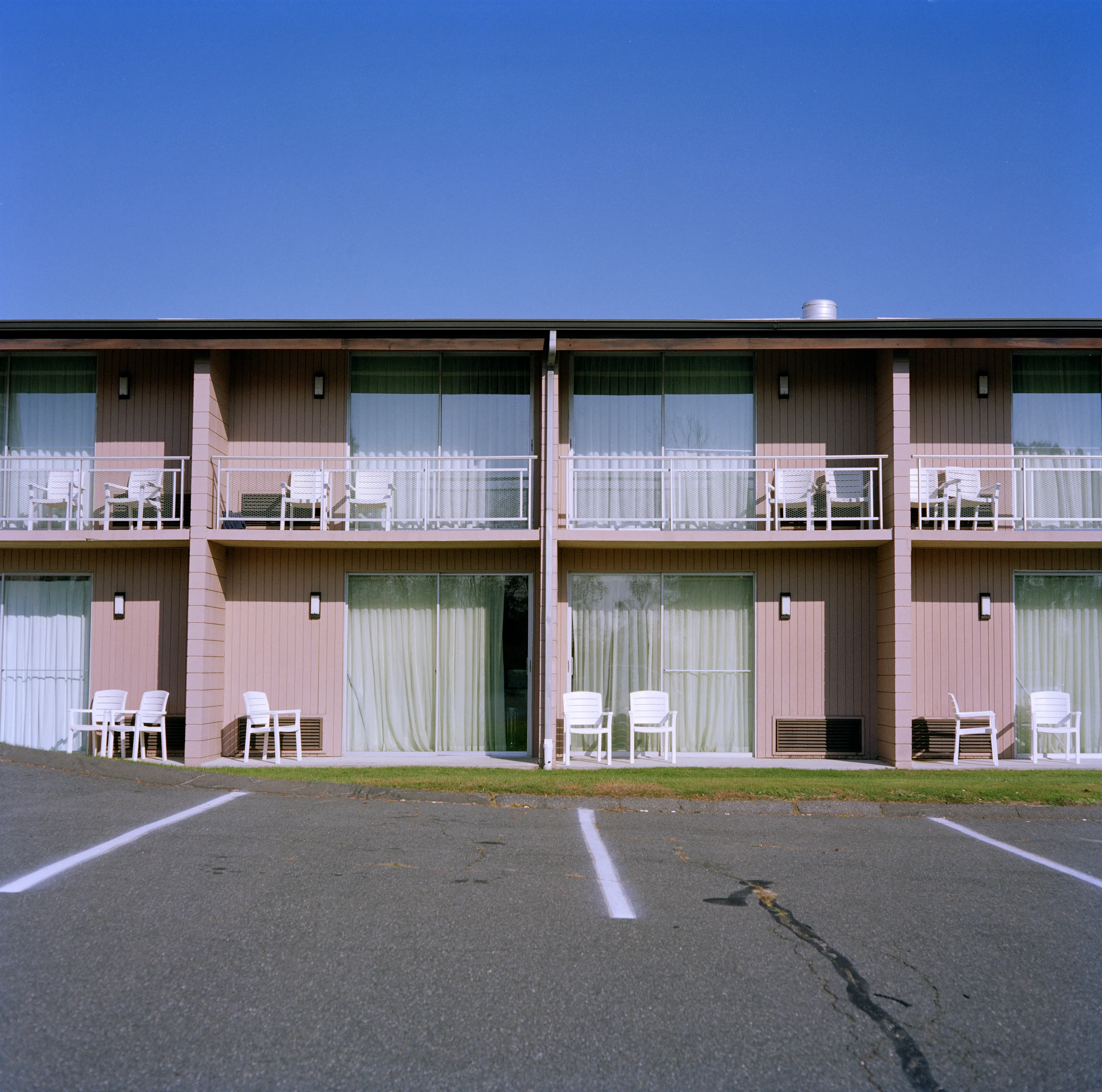 Hotel. MASSACHUSETTS, 2005
