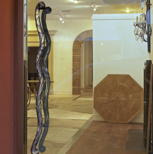 Grapevine door handle in bronze from Martin Pierce Hardware Los Angeles Photo Doug Hill