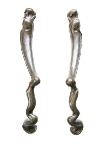 E rgo door handle from Martin Pierce Hardware Los Angeles CA 90016 Photo Doug Hill