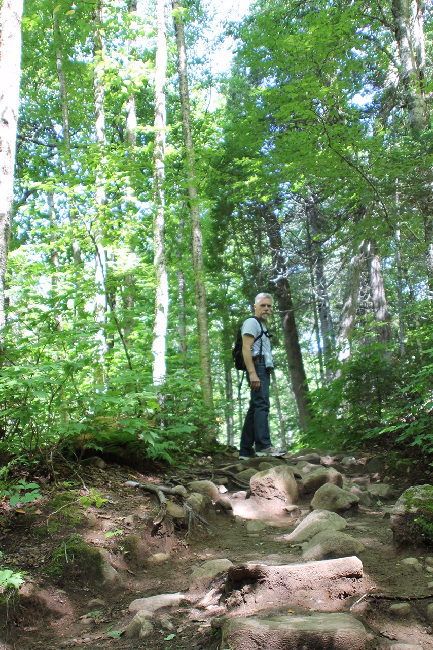 Martin Pierce on the Les Loupes (the wolf) trail. Use this link for details on this park and its 200 plus trails visit