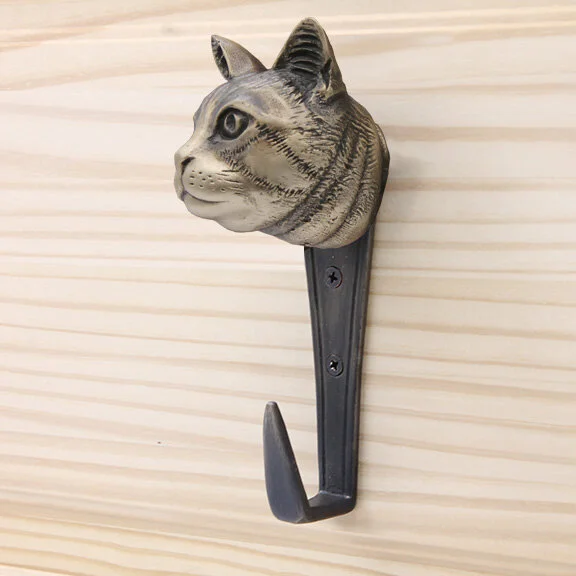 common cat hook right.jpg