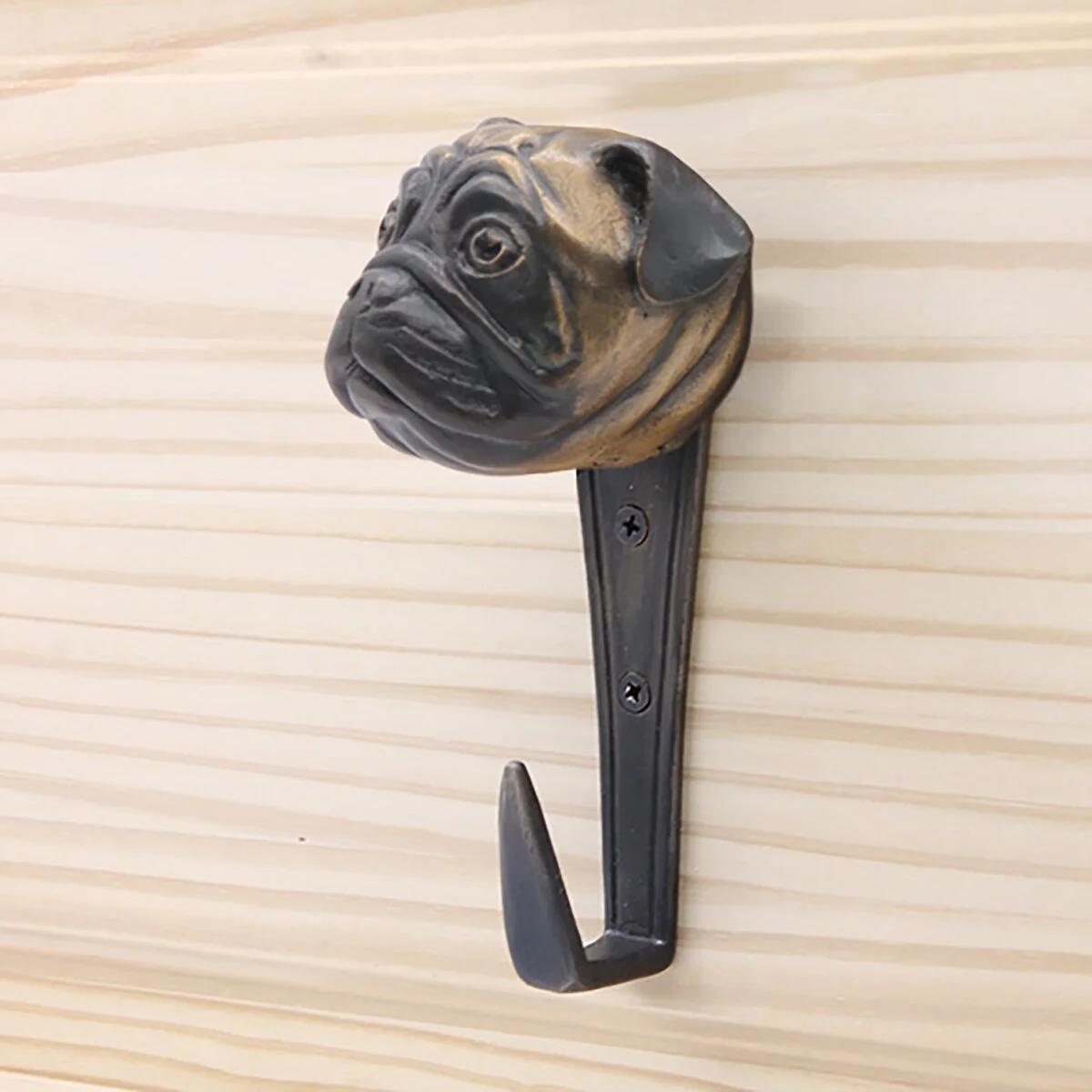 Pug Hook right.jpg