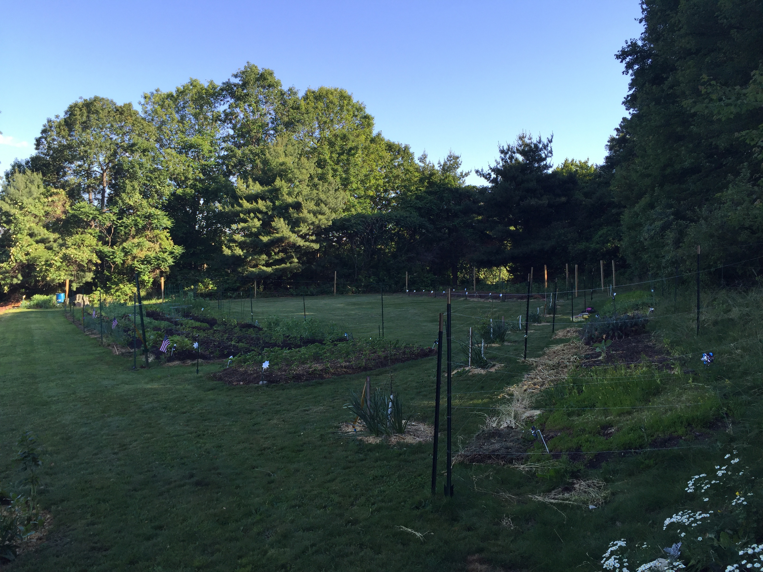 Gateway Garden - Right Side View