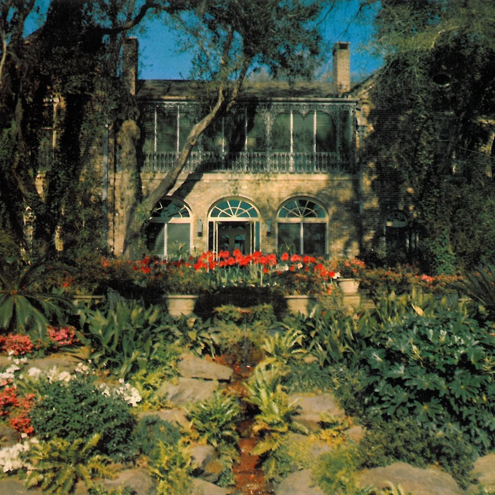 The Art of Living: Bellingrath Gardens and Home
