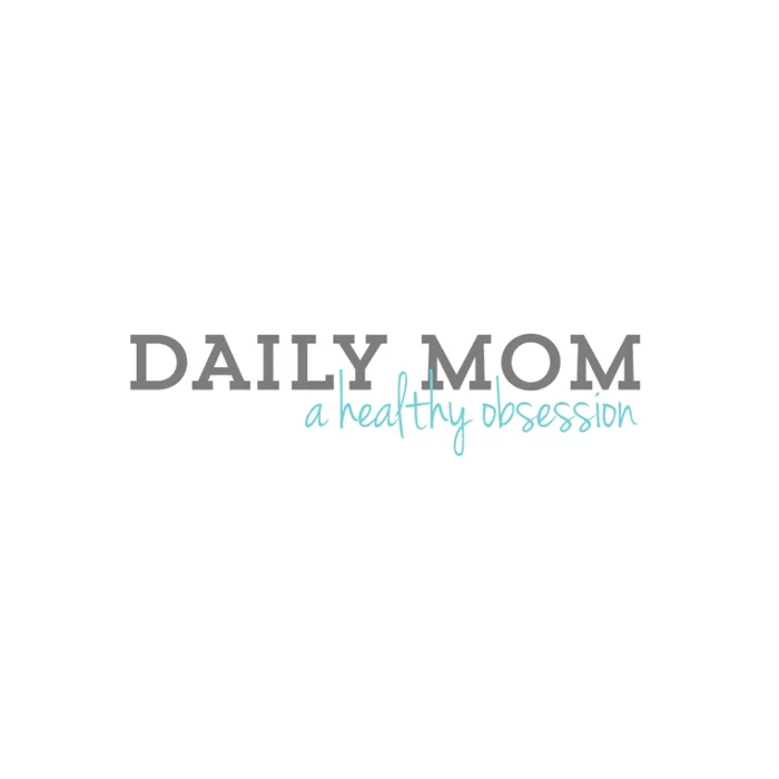 DAILY MOM