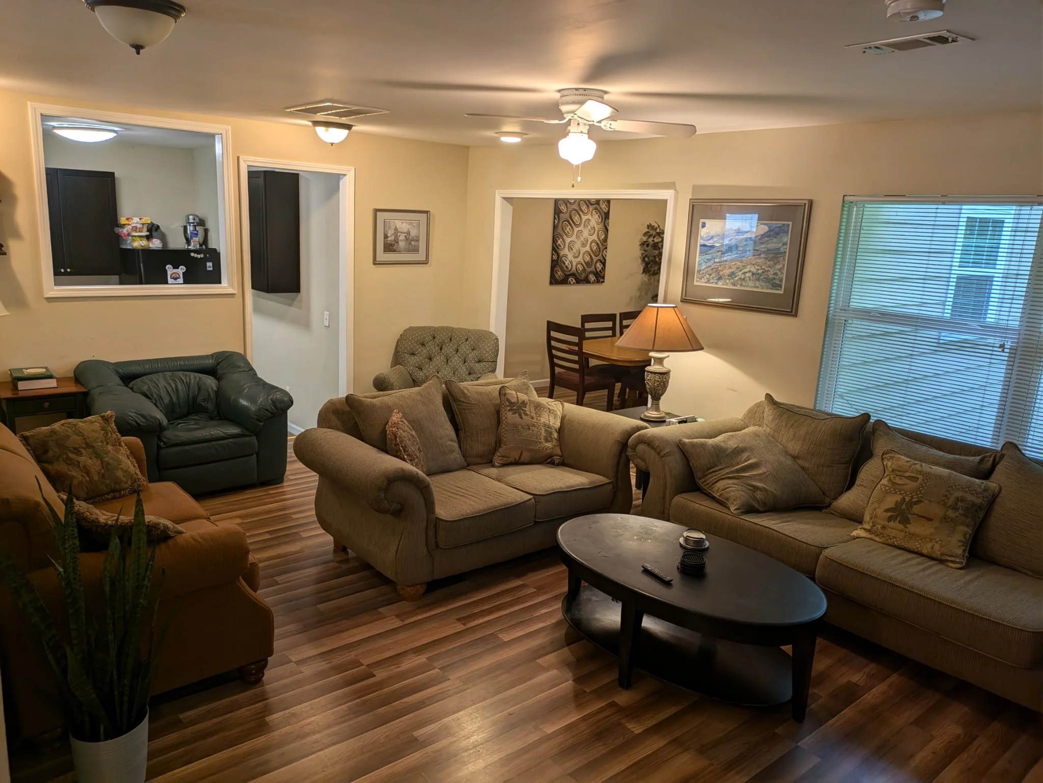 IMG_20250819_200617 (5).jpg