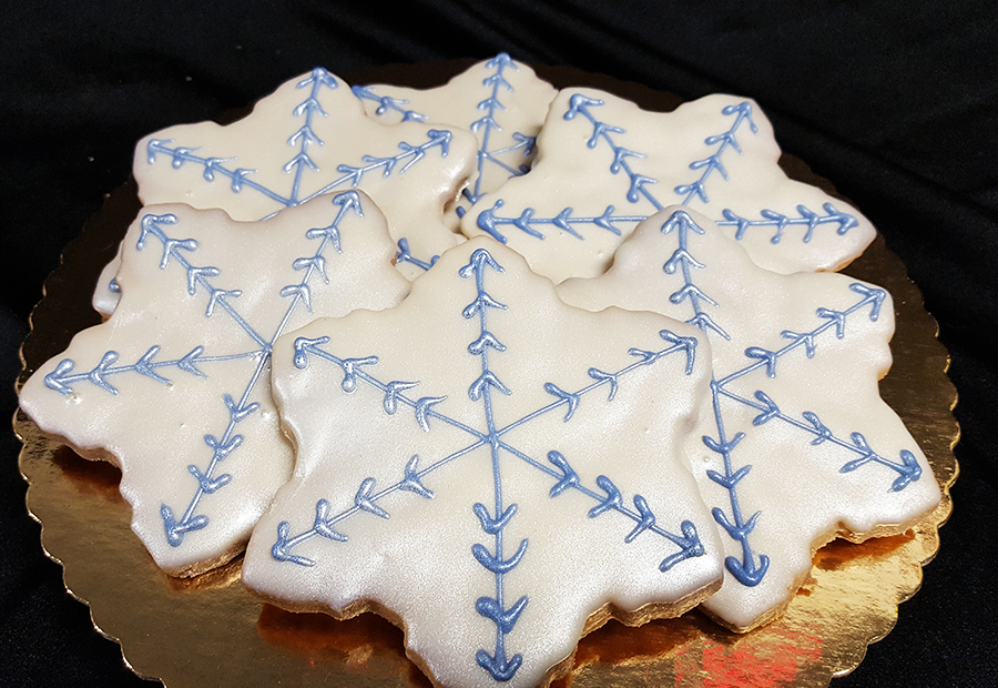 snowflake-sugar-cookies.jpg
