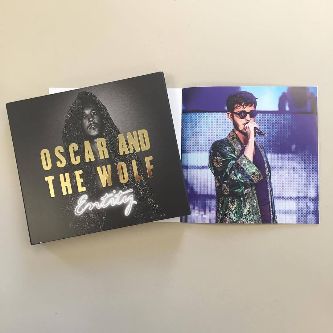 Oscar and the Wolf - CD/DVD booklet