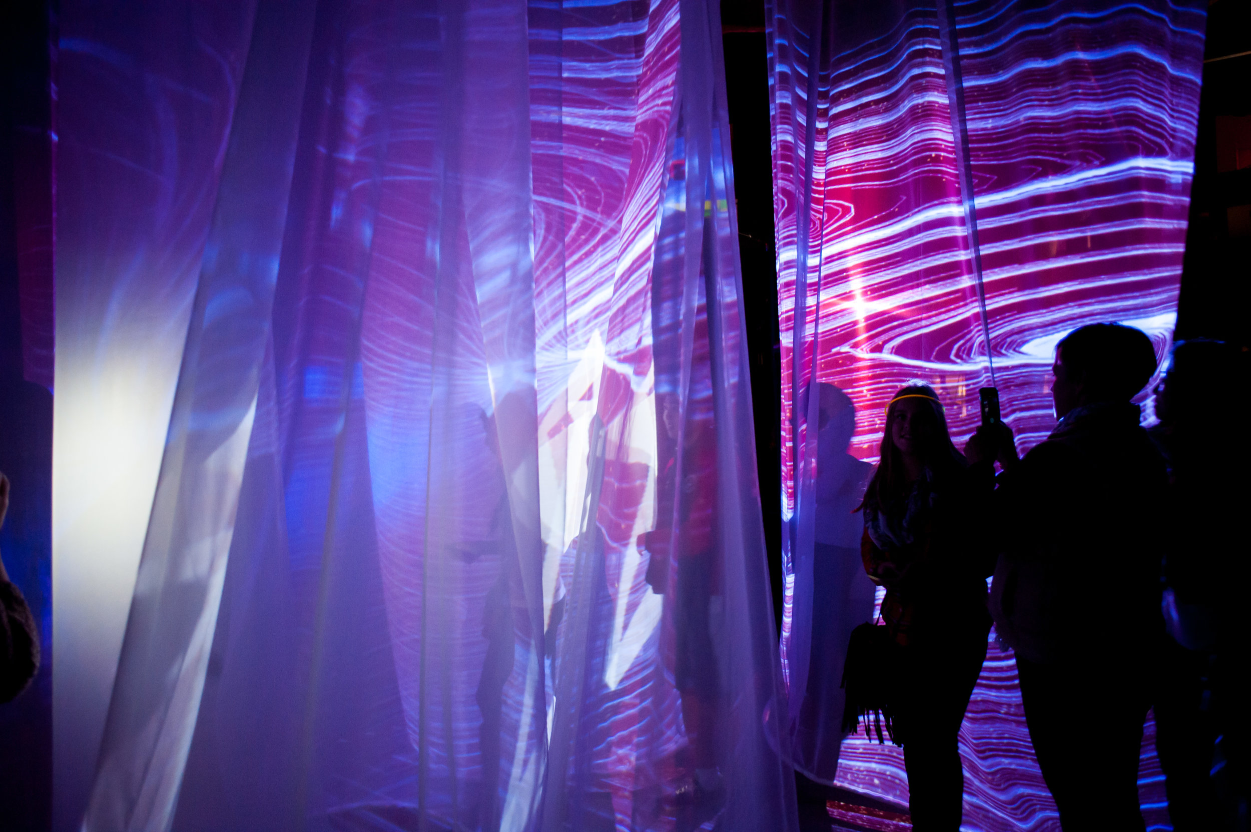 Flux Perception_Nada Tarkhan & Aman Singhvi_Illuminus 2015_Photo by Tina Tian_4.jpg