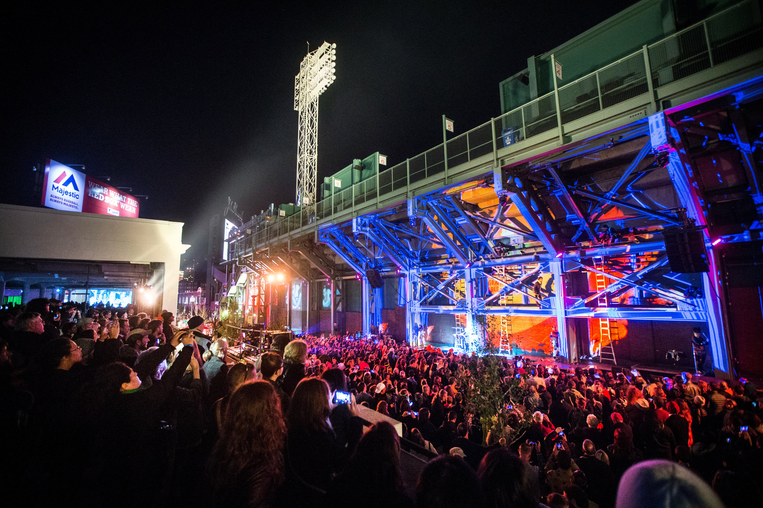 Waking the Monster_Maria Finkelmeier, Ryan Edwards & Sam Okerstrom-Lang_Illuminus 2015_Photo by Aram Boghosian_7.jpg