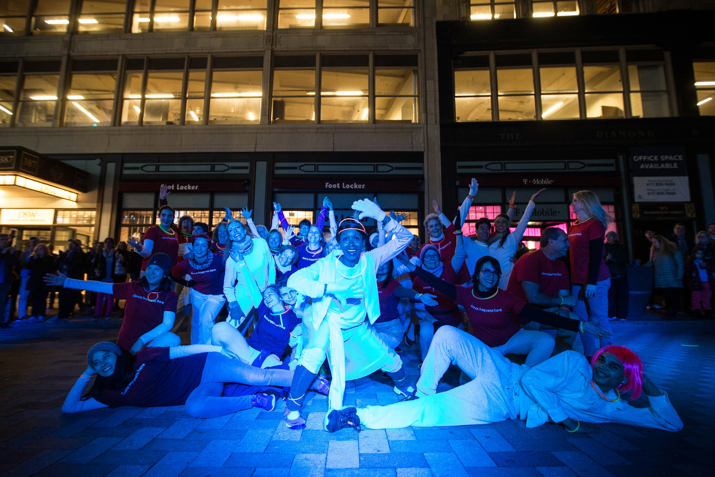 Public Displays of Motion_Peter DiMuro_Illuminus 2017_Photo by Aram Boghosian_2.jpg