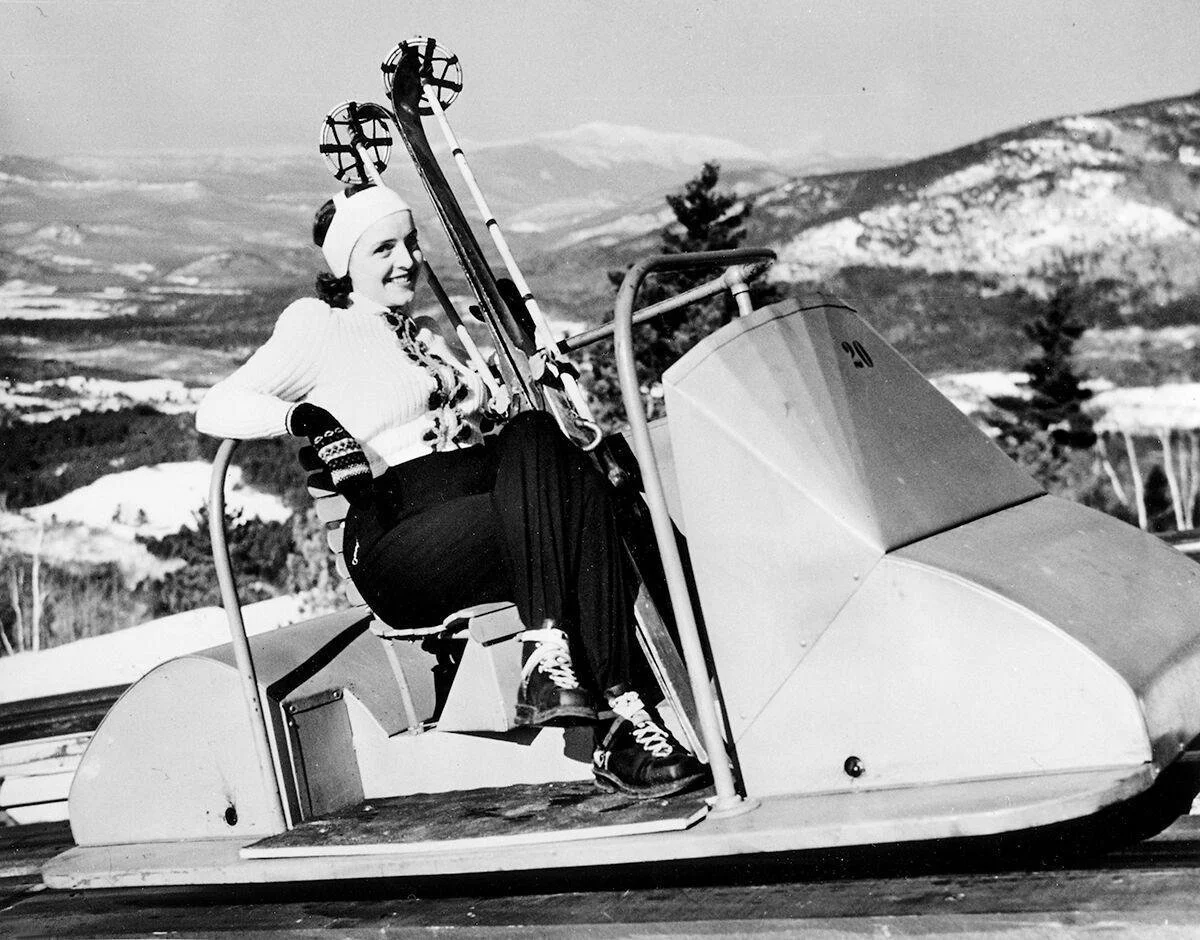 05_Connie_Davis_Watson_Skimobile.jpg