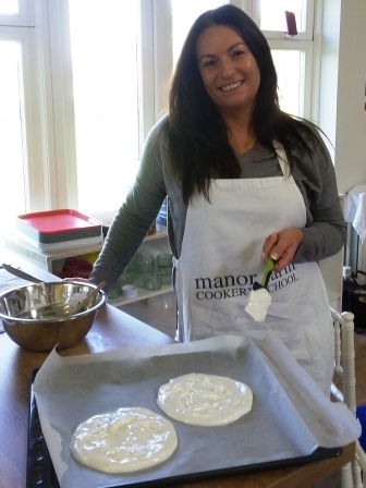 ... become meringue circles...
