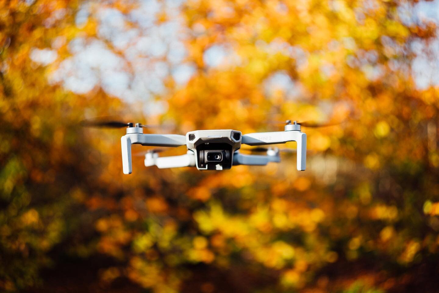 Say hello to our new drone! 👋🏼

When the UK drone laws changed at the start of the year to allow sub 250g drones to fly with minimal restriction, I knew the DJI Mini 2 could be an excellent gateway to offering more aerial content.

The plan is to l