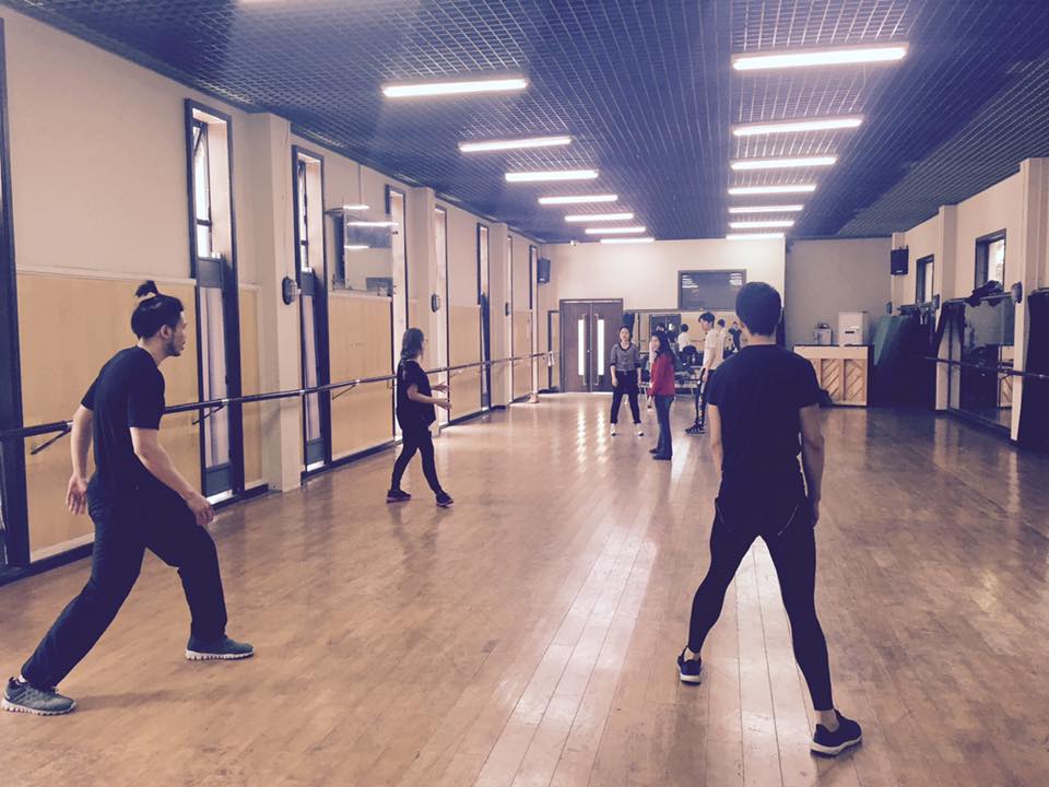 Eliza leading a movement workshop at Shanghai Theater Academy, 2016