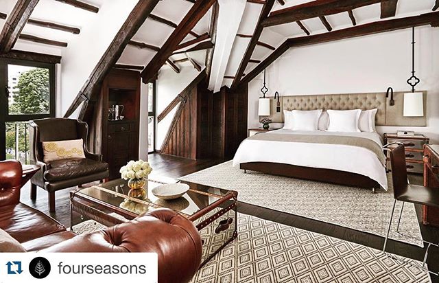 Sneak peek of our latest proyect 🙈 #Repost @fourseasons with @repostapp.
・・・
A new chapter emerges in the storied history of Bogota. #FourSeasons #Bogota Casa Medina, now accepting reservations for October 2015: http://bit.ly/CMBogota.