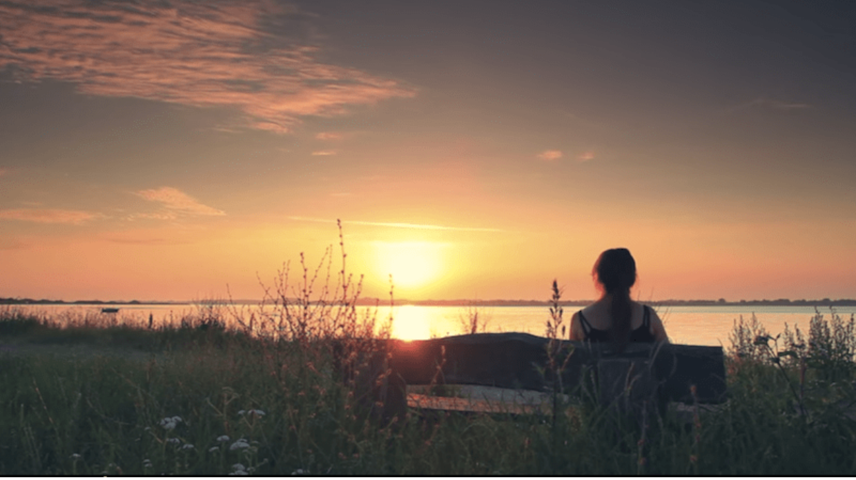 6 Surprising Ways Yoga Can De-Stress Your Life How to use yoga to de-stress your life: come to your mat to defeat chronic stress and live a happier, healthier life.
