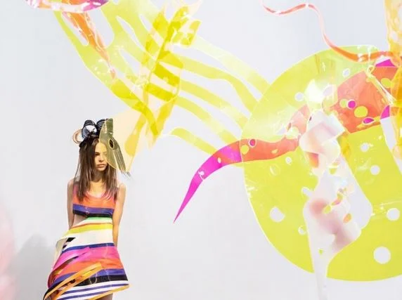 Image via @paridust