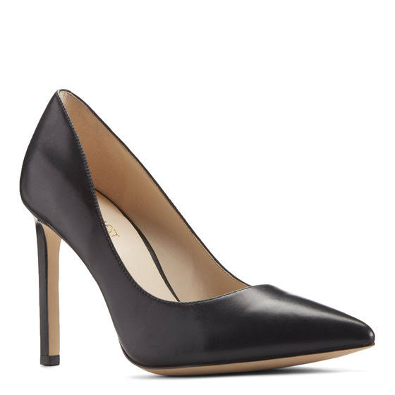 Nine West Black Pumps.jpg