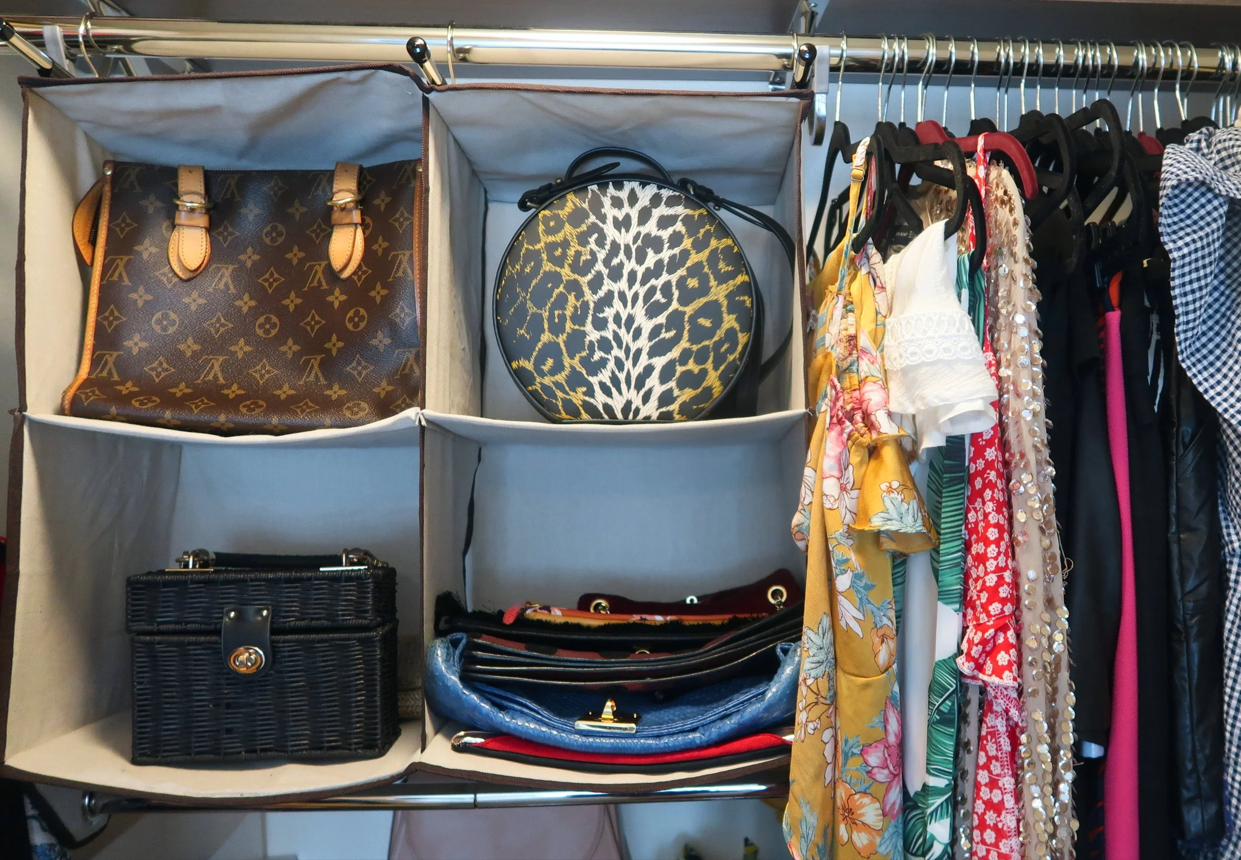 whitmor handbag storage.jpg