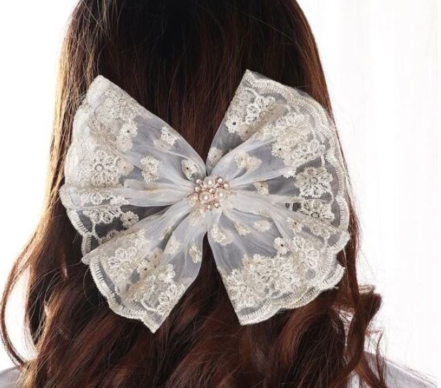 Oversized Lace Bow Hair Clip.JPG