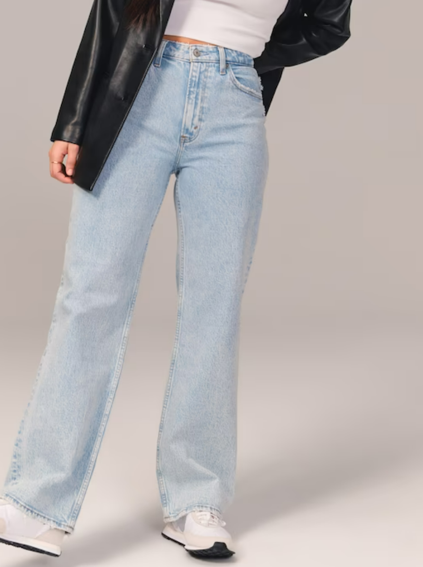Curve Love High Rise 90s Relaxed Jean.png