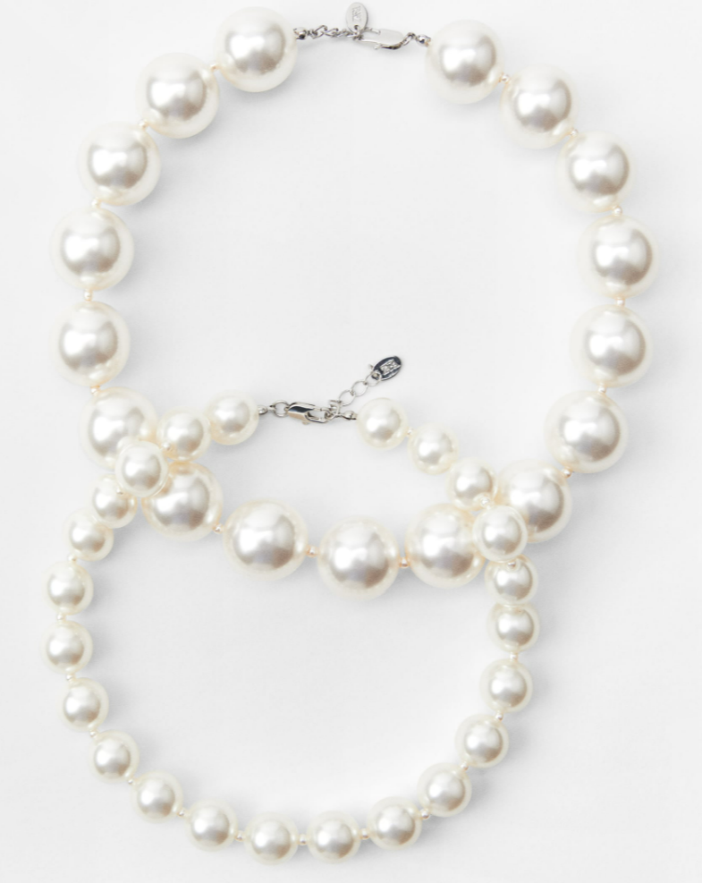 Zara Maxi Pearl Necklace.png