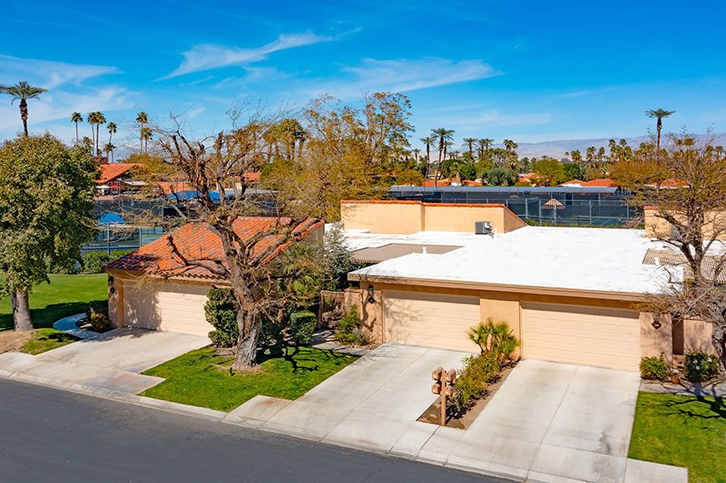 Sunrise Country Club • 35 Seville Drive, Rancho Mirage • Sold prior to going on market for $538K